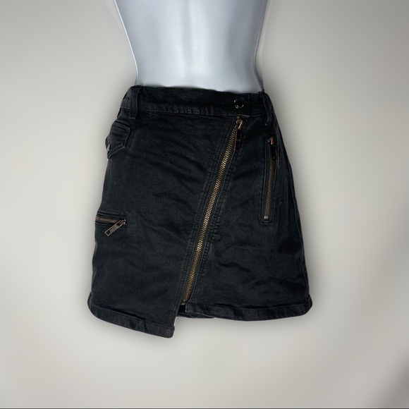 Hudson Los Angeles Asymmetrical Jean Skirt - Picture 1 of 2